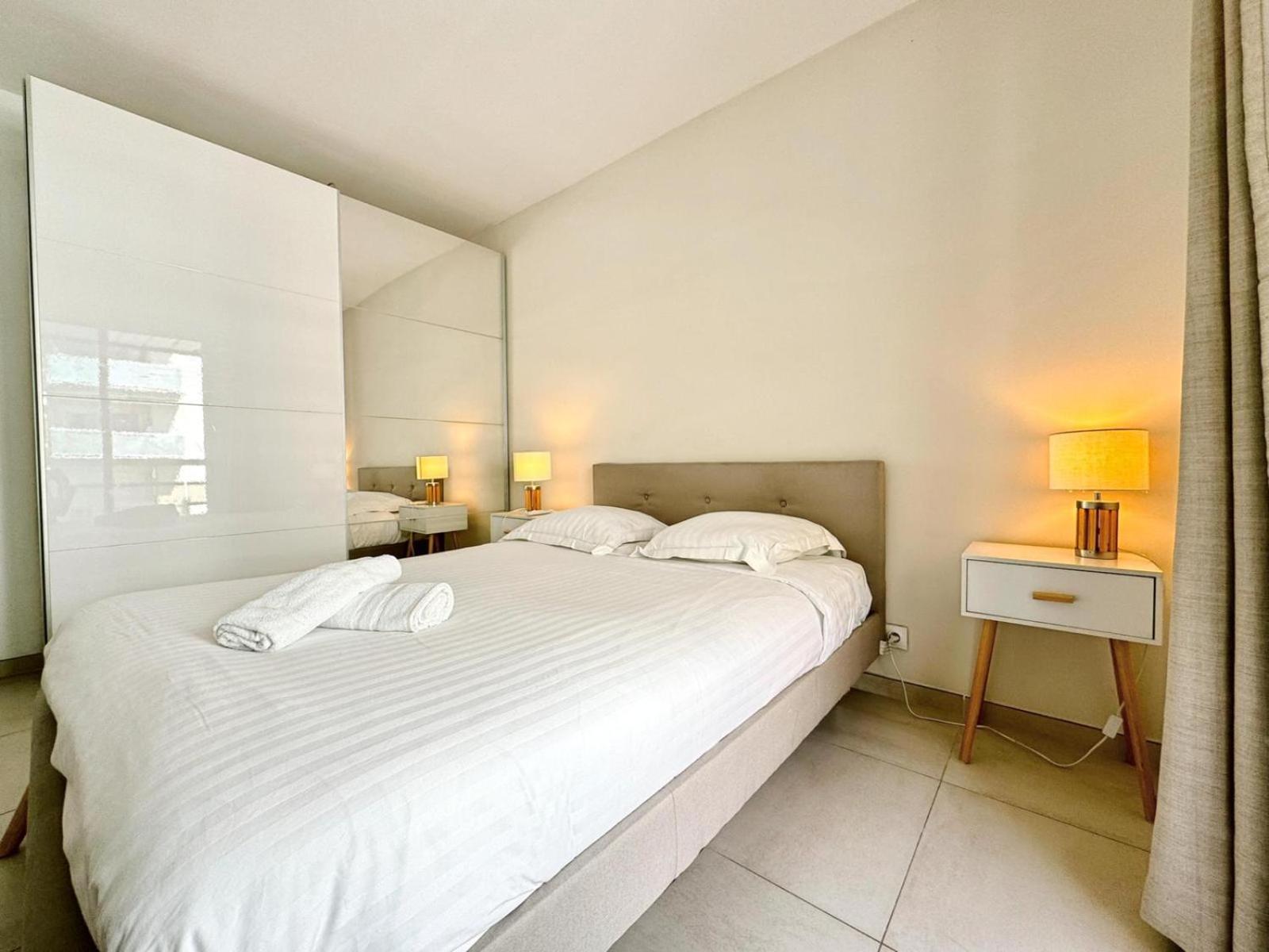 Villa D'Este - Apt 4 Prs - Clim - 300M Plage - Piscine-Parking En Option Juan-les-Pins Dış mekan fotoğraf